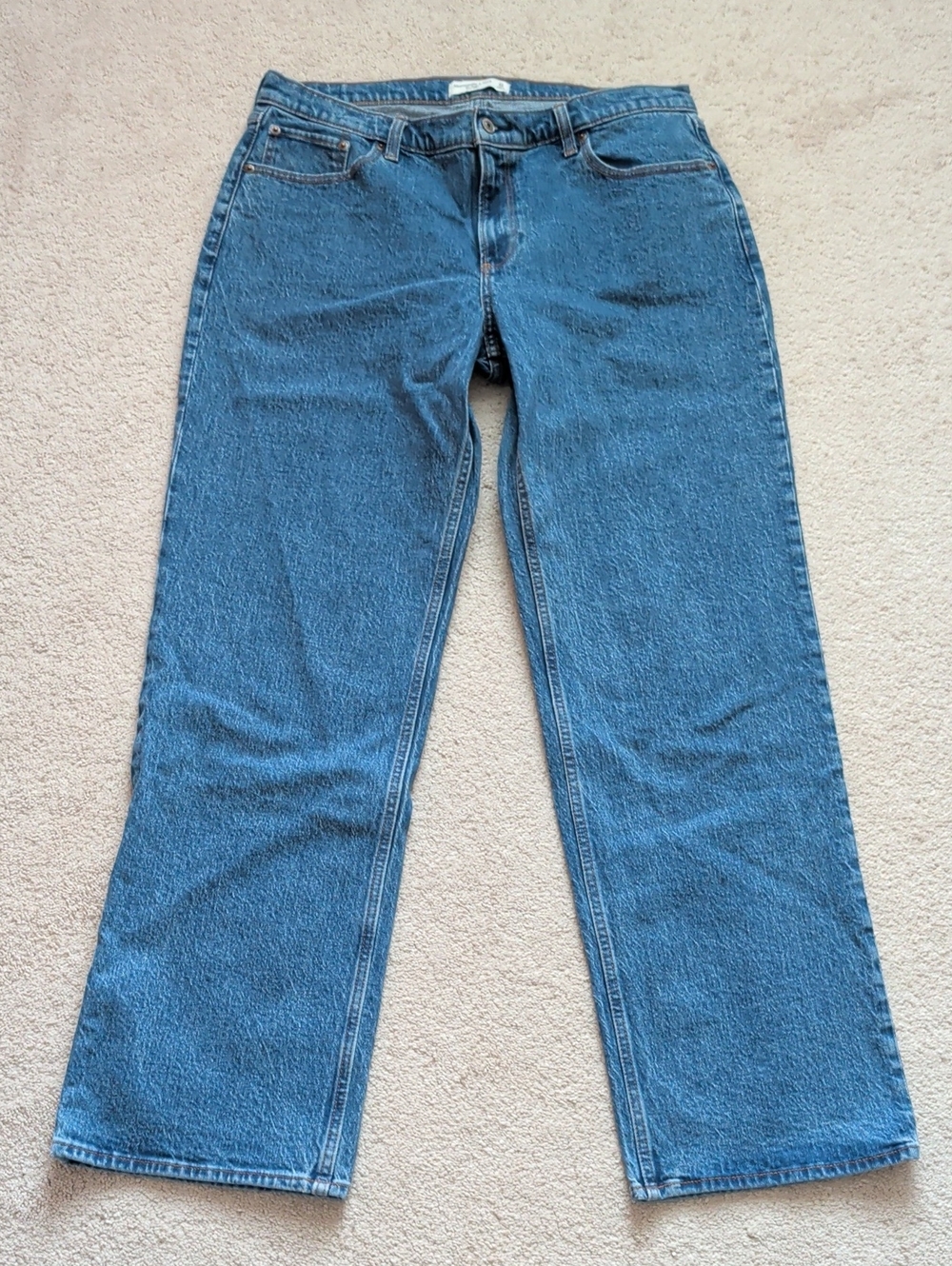 Abercrombie & Fitch The Baggy Low Rise Jeans Size 31/12 LONG